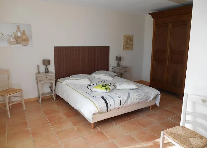 Le Pressoir Bed & Breakfast 3*