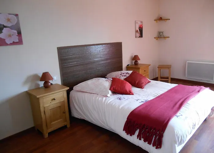 Le Pressoir Bed & Breakfast Aydie